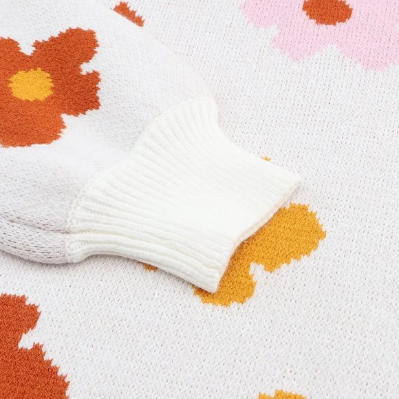 White Sweet Flower Knitted Ribbed Hem Sweater - Picture 11 of 13